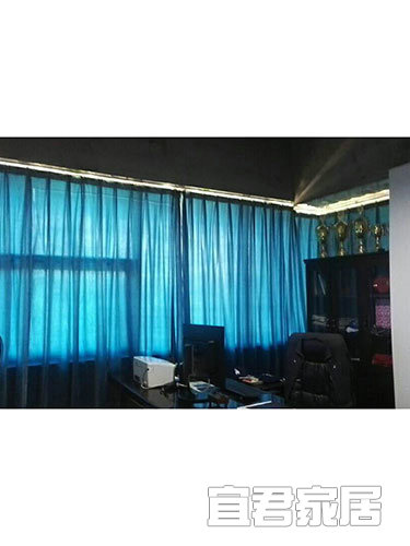 湖大體育學(xué)院辦公室實(shí)拍2