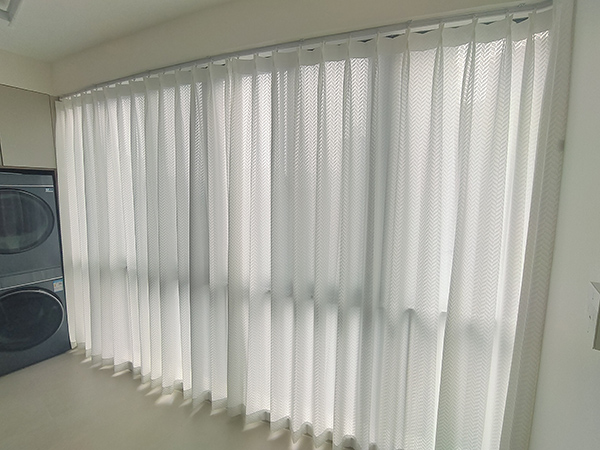 歐園1棟客廳陽(yáng)臺(tái)