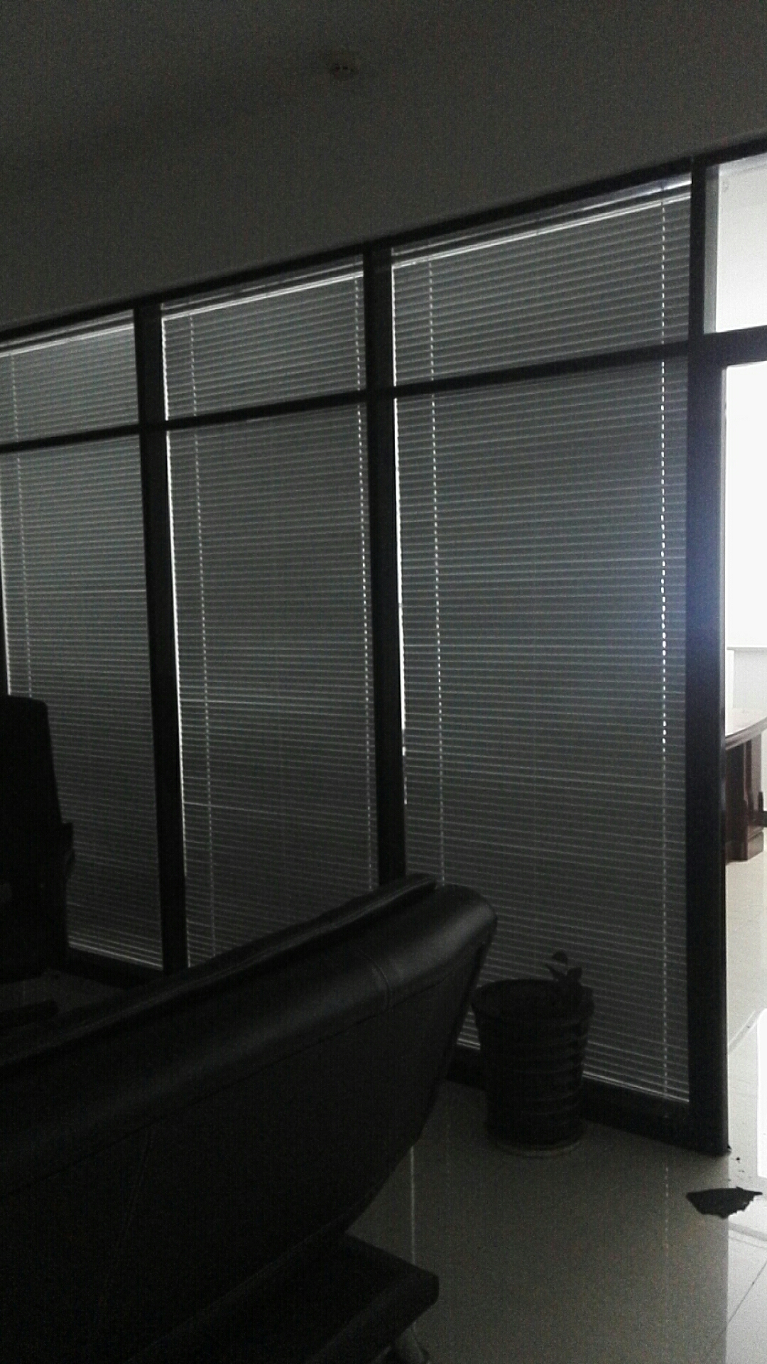 宜君家居百葉簾,宜君家居電動(dòng)窗簾,宜君家居臺(tái)布、椅套,湖南宜君家居有限公司