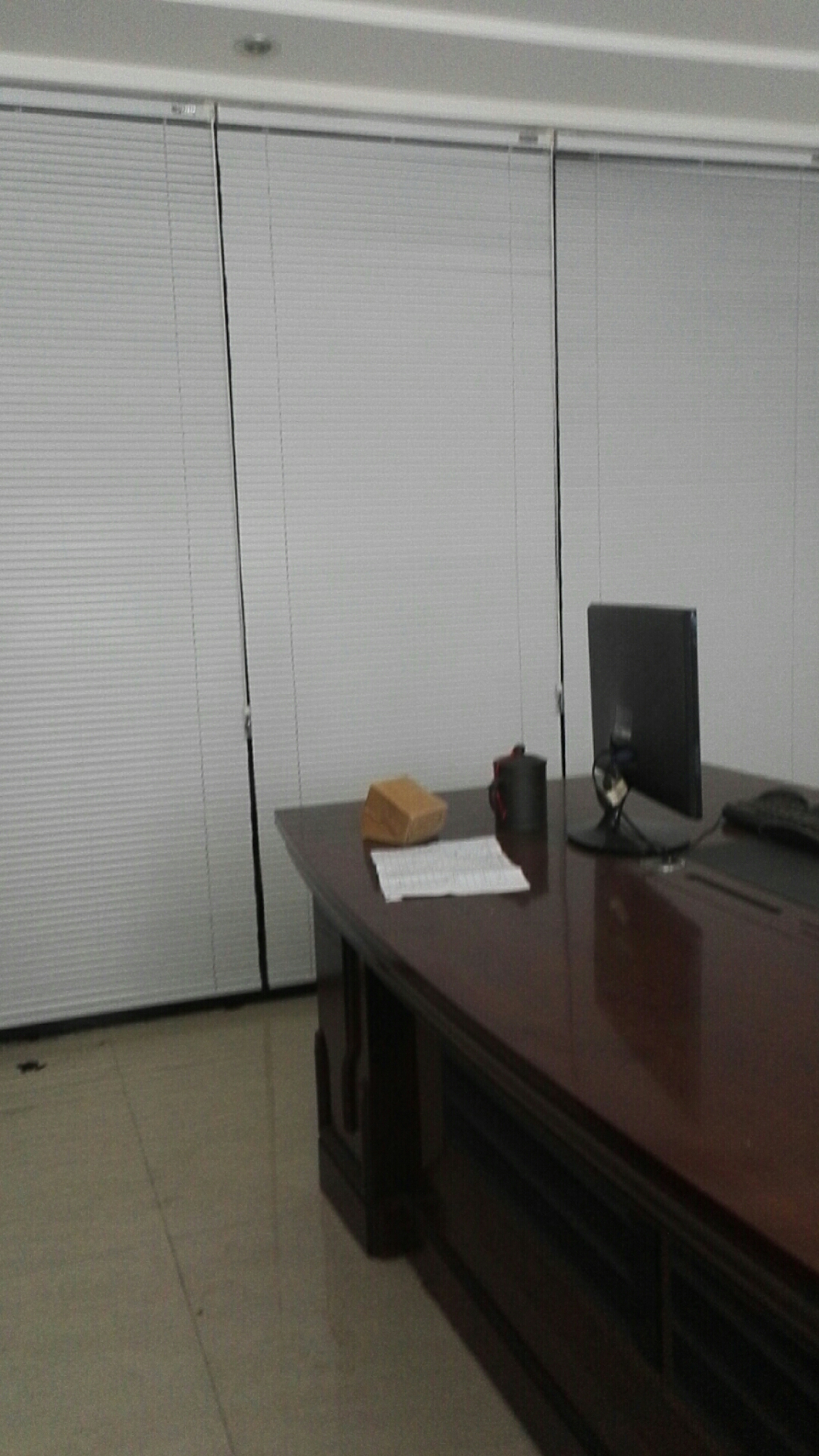 宜君家居百葉簾,宜君家居電動(dòng)窗簾,宜君家居臺(tái)布、椅套,湖南宜君家居有限公司