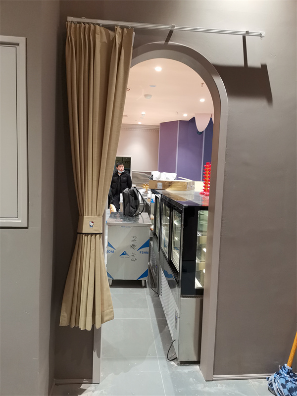 宜君家居百葉簾,宜君家居電動窗簾,宜君家居臺布、椅套,湖南宜君家居有限公司